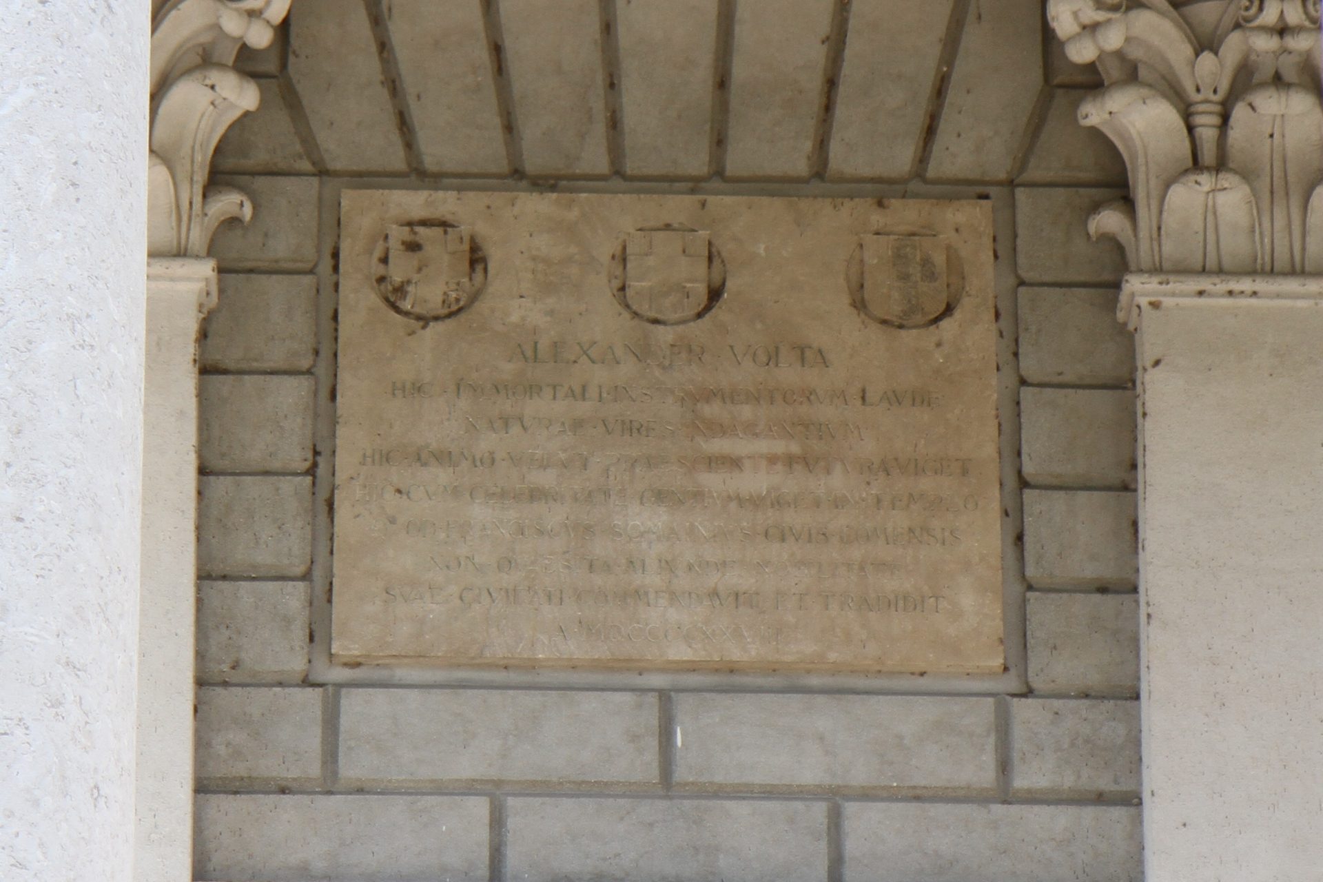 Tempio Voltiano, Como - 04.JPG